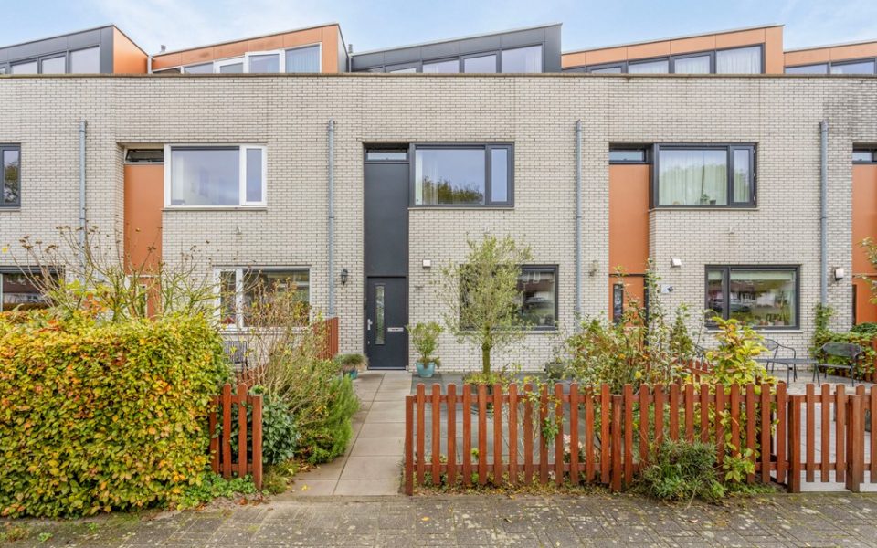 Parelduikersingel 24 <br> <small>2492 PG Den Haag </small>